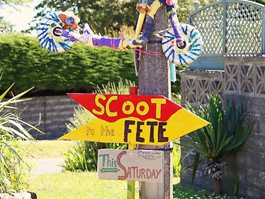Sign for village Fete (photo: Gemma Griffiths)